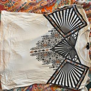 Woman’s short sleeve shirt